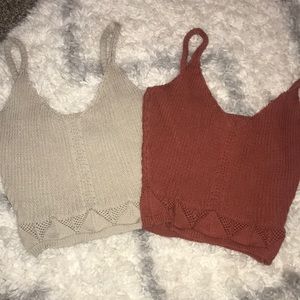 2 Knitted cropped tees